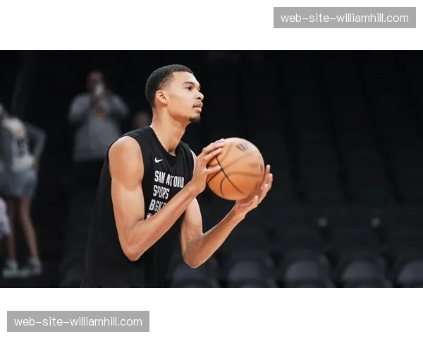 马刺防守效率110.5联盟第三，文班亚马护框改变对手策略