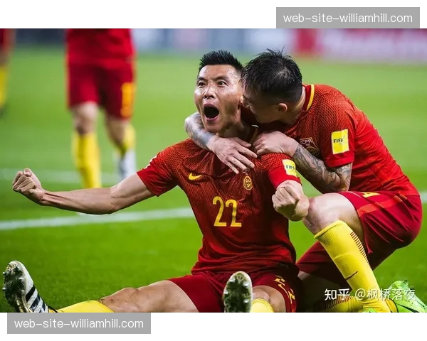 国安法比奥续约确保锋线稳定，金靴轮换状态决定球队填坑速度